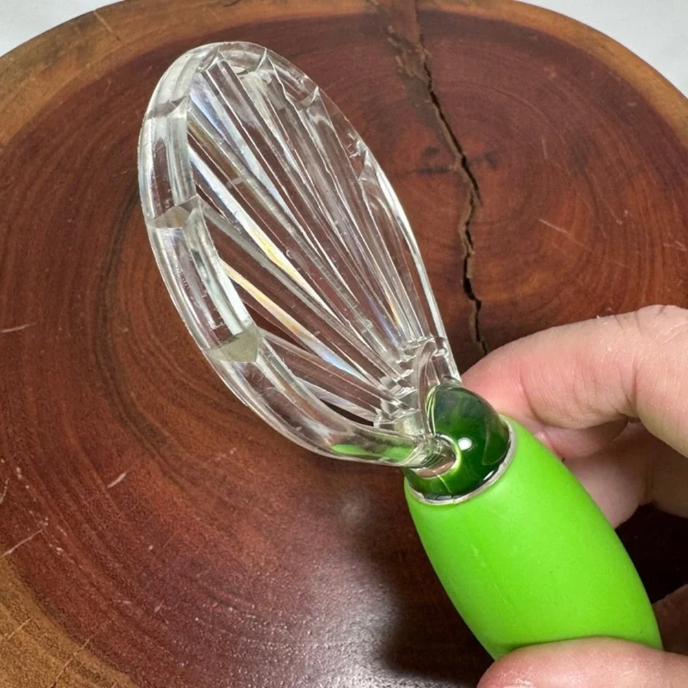 KitchenAid Avocado Slicer Tool Lime Green Handle 3-in-1 Slicer Scooper 135F